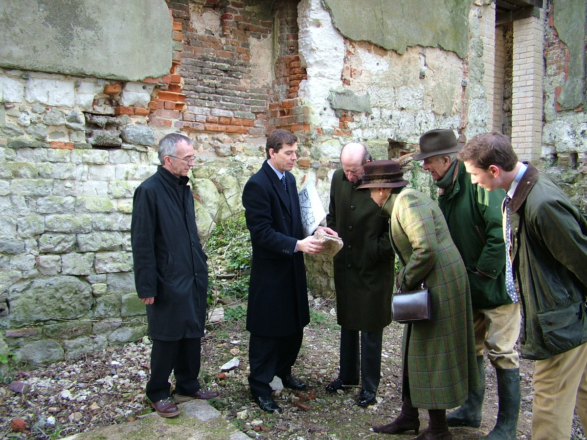 Robert Williams (Architect, English Heritage), Martin Higgins (site owner), HRH Duke of Kent, Dame Sarah Goad (Lord Lieutenant of Surrey)